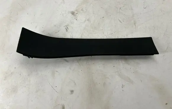 Maserati Ghibli Dashboard glove box trim 670011108