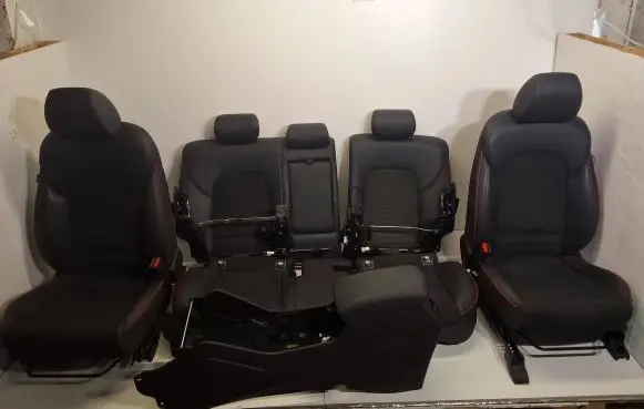 Hyundai Tucson TL Seat set 