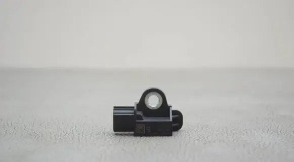 Nissan Qashqai Airbag deployment crash/impact sensor 988303RA0A