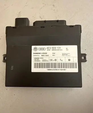 Audi A8 S8 D3 4E Comfort/convenience module 4E0909131 4E0910131 5WK47012