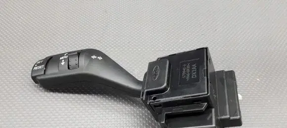Ford Focus C-MAX Fog light switch 17d940-3