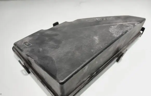 Volvo S90, V90 Fuse box cover 31398001