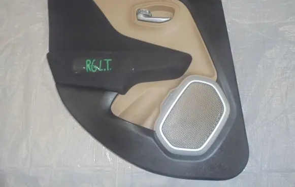 Jeep Renegade Rear door card panel trim