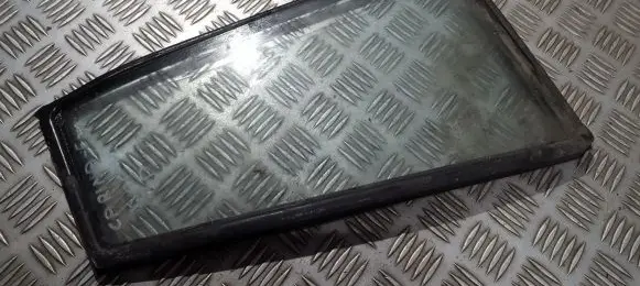 Toyota Carina T190 Rear vent window glass 