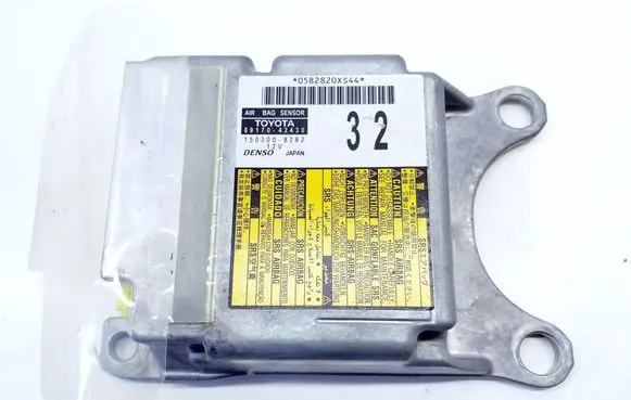 Toyota RAV 4 (XA40) Airbag control unit/module 8917042430