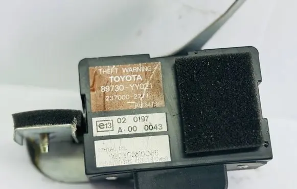 Toyota Avensis T220 Alarm control unit/module 237000-2271