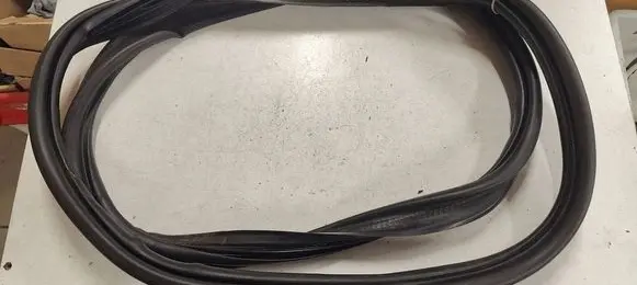 Volvo V40 Trunk rubber seal (body)