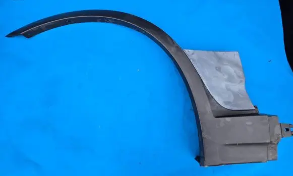 BMW X3 E83 Front arch trim 3401807