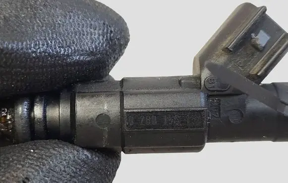 Ford Focus C-MAX Fuel injector 0280156154
