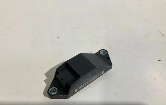 Mercedes-Benz E W211 Airbag deployment crash/impact sensor A0018209326 25571179A4