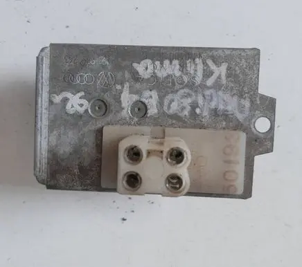 Audi 80 90 B3 Heater blower motor/fan resistor 191959263 04110464B