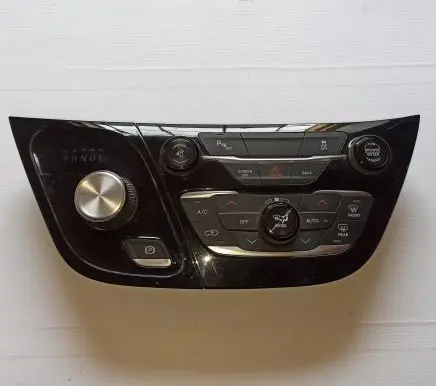Chrysler Pacifica Climate control unit P56054984AE T294610299