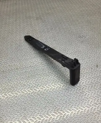 Volvo XC60 Headlight/headlamp mounting bracket 30763154