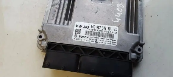 Skoda Karoq Engine control unit/module 04c907309bb 0261s17849
