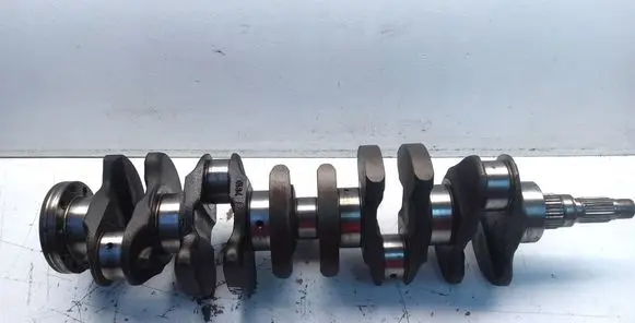 Volvo V70 Crankshaft 7810