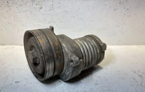 Volkswagen Golf IV Generator/alternator belt tensioner 030145299C