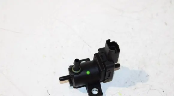 Peugeot Expert Turbo solenoid valve 9665558580