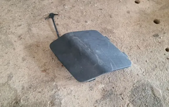 Renault Master III Front tow hook cap/cover EL017675