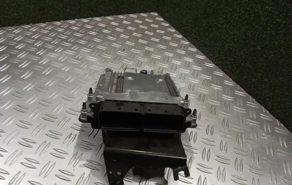 Land Rover Range Rover Sport L494 Engine control unit/module GPLA12C520PAB 97043812B 97043812