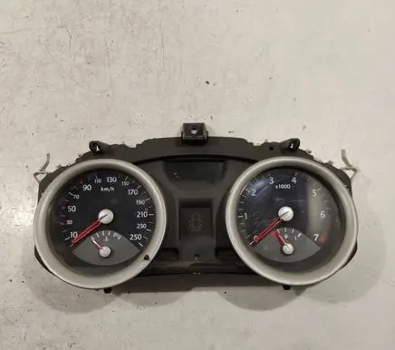 Renault Megane II Speedometer (instrument cluster) 8200399694