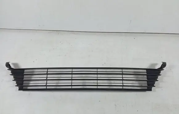 Toyota Corolla E160 E170 Front bumper lower grill 53112-02690