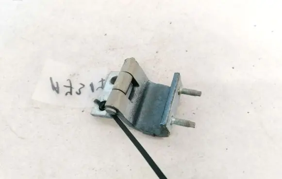 Citroen Xsara Picasso Tailgate/trunk/boot hinge