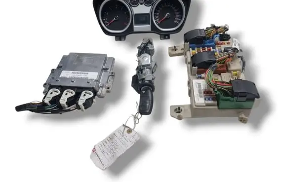Ford C-MAX I Engine ECU kit and lock set 7M51-12650-VE