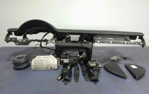 Audi A8 S8 D3 4E Dashboard