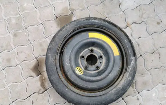 Volvo V70 R15 spare wheel 9127261