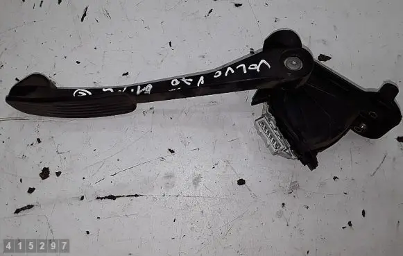 Volvo V70 Accelerator throttle pedal 6PV008537-00