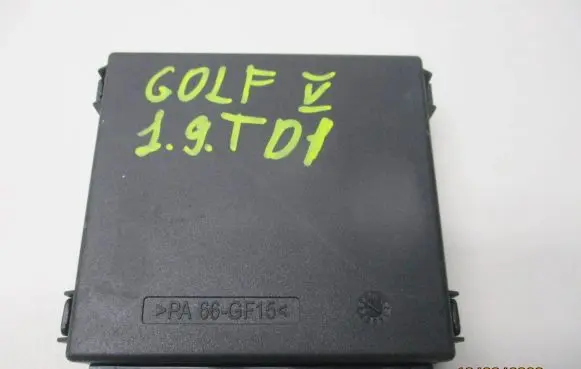 Volkswagen Golf V Parking PDC control unit/module