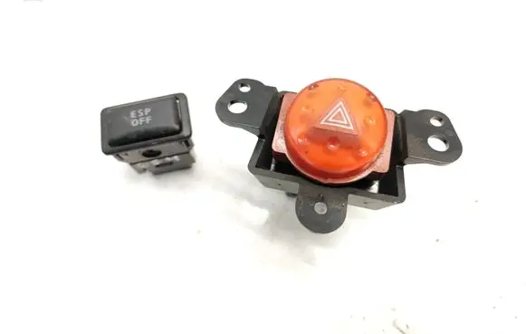 Nissan Almera Tino Hazard light switch 06016