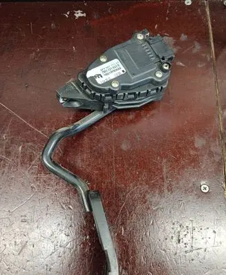 Ford Galaxy Accelerator throttle pedal 7M3721603B 6PV00777003 YM219F836AA