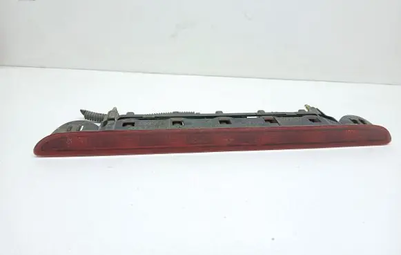 Peugeot Partner Third/center stoplight 309901