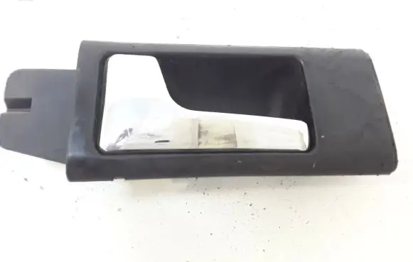 Audi A6 S6 C4 4A Front door interior handle 4A0837019B