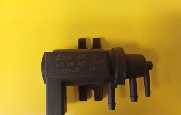 Volkswagen Golf V Turbo solenoid valve 1K0906627