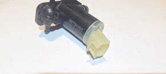 Honda E Windscreen/windshield washer pump EW17004
