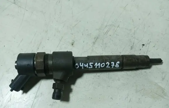 Opel Zafira B Fuel injector 0445110276