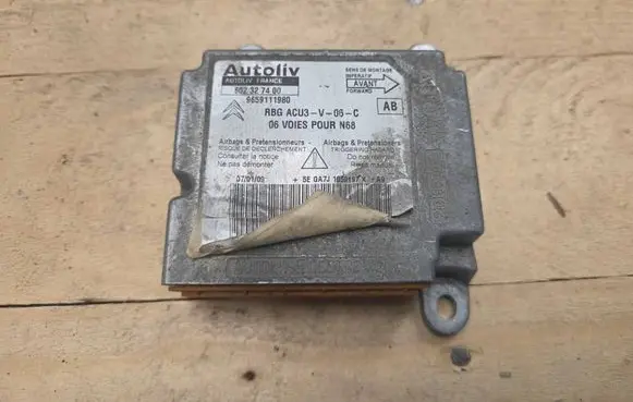 Citroen C4 I Airbag control unit/module 9659111980
