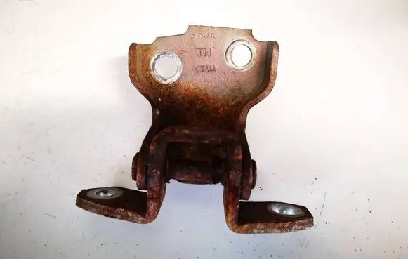 Nissan Pixo Front door upper hinge 