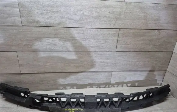 BMW 4 F32 F33 Front bumper foam support bar 7289911