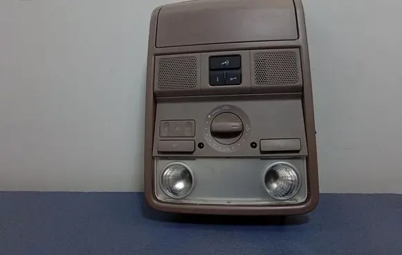 Volkswagen PASSAT B6 Boot/trunk interior light 3C0867489C