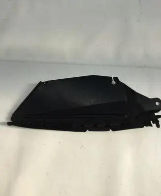 Opel Astra K Intercooler air guide/duct channel 39179270