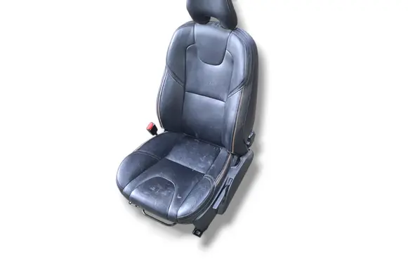 Volvo V40 Cross country Front driver seat 
