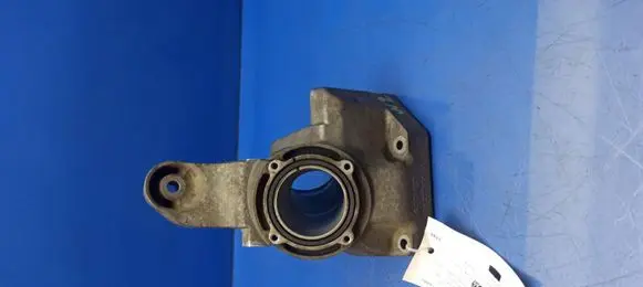 Mercedes-Benz C W204 Engine mounting bracket A6462230604