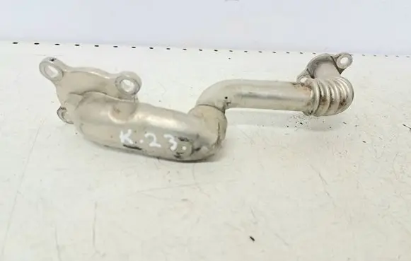 Toyota Avensis T270 EGR valve line/pipe/hose 