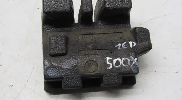 Fiat 500X Rear bumper foam support bar 52026315