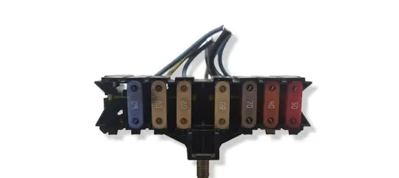 Peugeot 407 Fuse module 9636079380