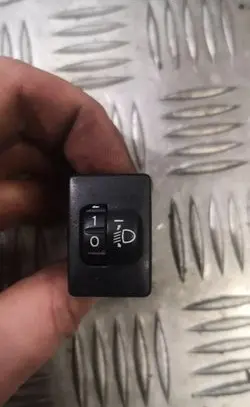 Toyota Avensis T270 Headlight level height control switch 8415202040
