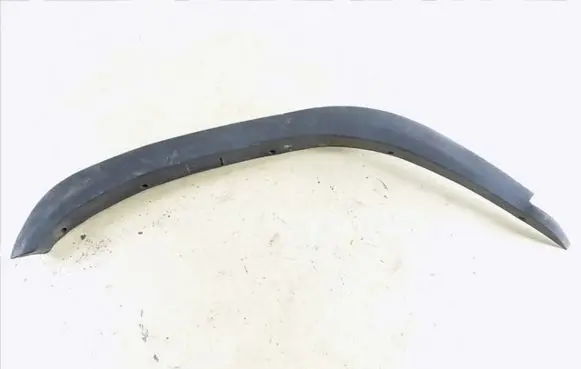 Suzuki Vitara (ET/TA) Rear arch trim